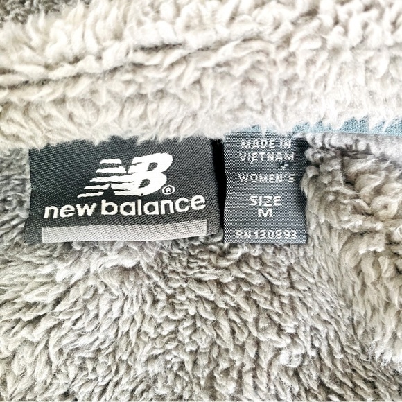 New Balance Plum Sherpa Lined Hooded Soft Shell Zip Up Jacket Size M - Picture 10 of 12